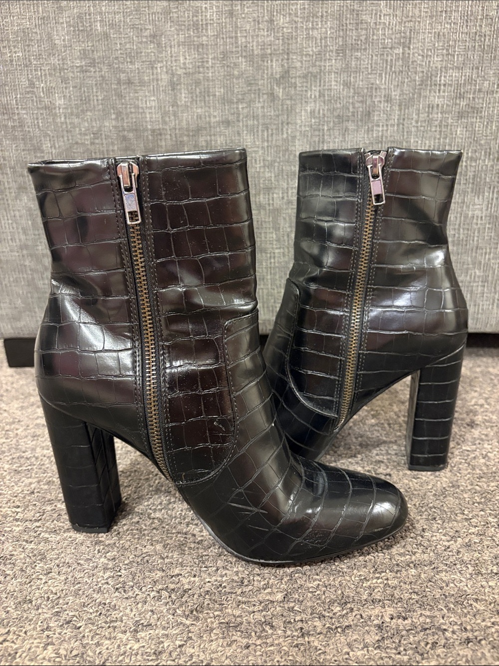 Steve Madden Women's Black Animal Print Zip Up Ankle Boot Heels